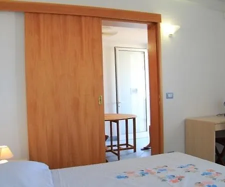 Casa Vacanza Sofia דירה טורה סן ג'ובאני אוג'נטו