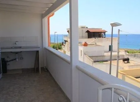 Casa Vacanza Sofia דירה טורה סן ג'ובאני אוג'נטו